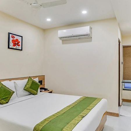 Treebo The Pearl Hotel Chennai Exterior foto