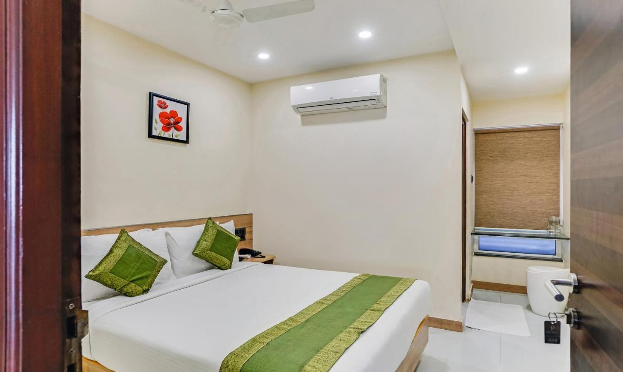 Treebo The Pearl Hotel Chennai Exterior foto